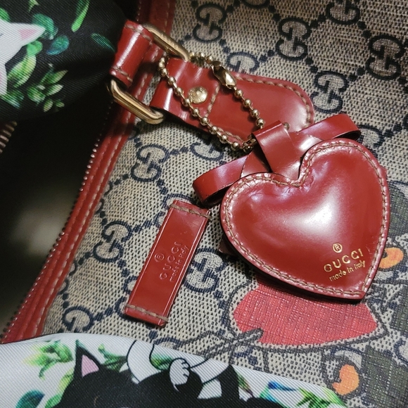 🎁SOLD🎁 Gucci Heart Tattoo GG boston - Picture 4 of 12